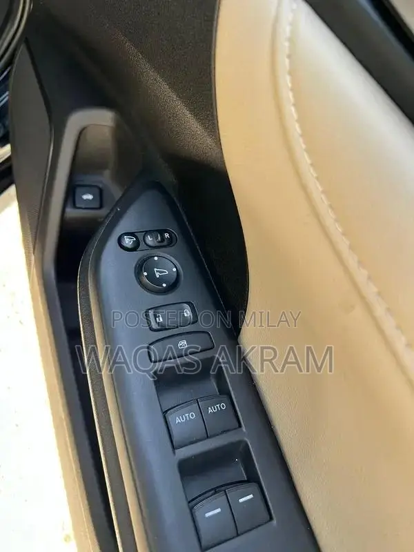 Honda City IVTEC Sedan - Low Mileage, Well-Maintained Compact Car