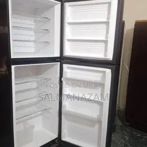 PEL Commercial Refrigerator with Glass Door - Excellent Condition