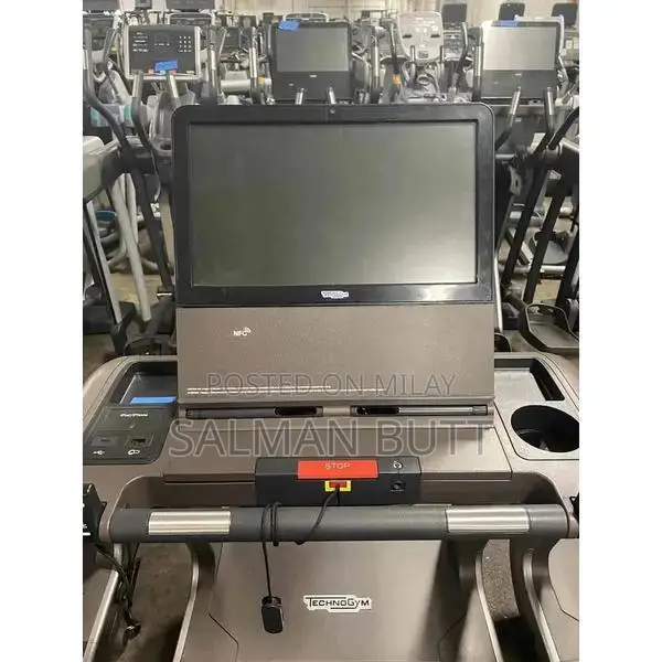 TECHNOGYM ARTIS RUN TREADMILL / COMMERCIAL TREADMILL / USA TREADMILL