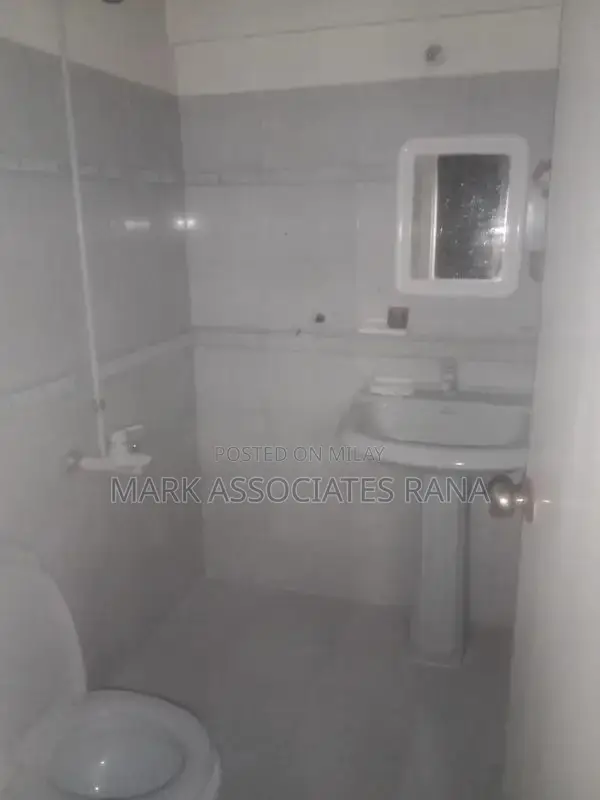 3Bed d d flat for Rent in gulistan-e-juhar