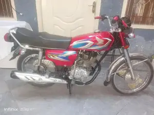 Photo - Honda 125 2022