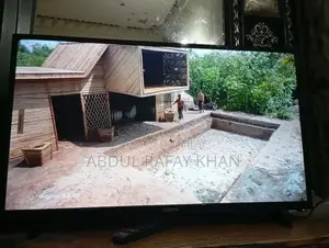 Photo - Samsung smart tv 42 inches led