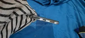 Vivo Y200 8/256 with box urgent sell