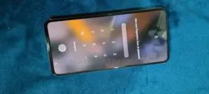 Vivo Y200 8/256 with box urgent sell