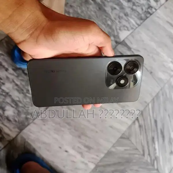 techno spark 20c  4+4 ram 128 rom 5000mah battery  with box and char