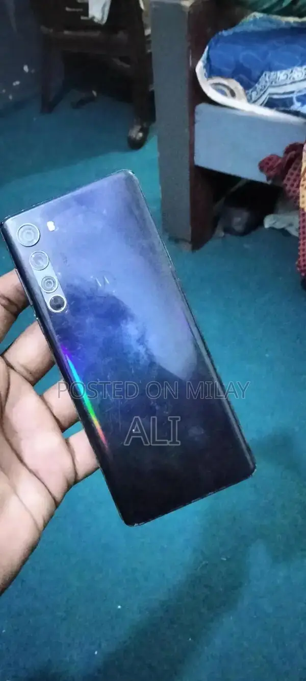 6/128 camera out class sim working line and dot in lcd