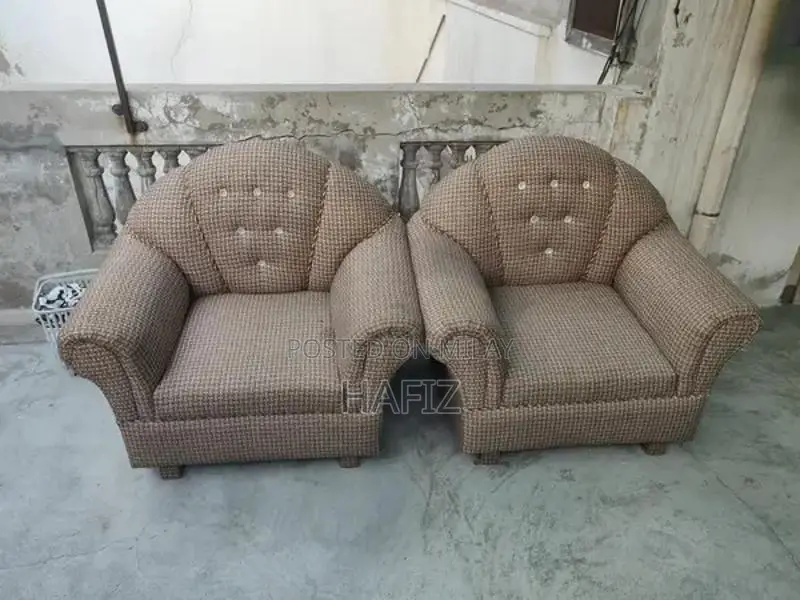 1 seater 2 sofa for sale