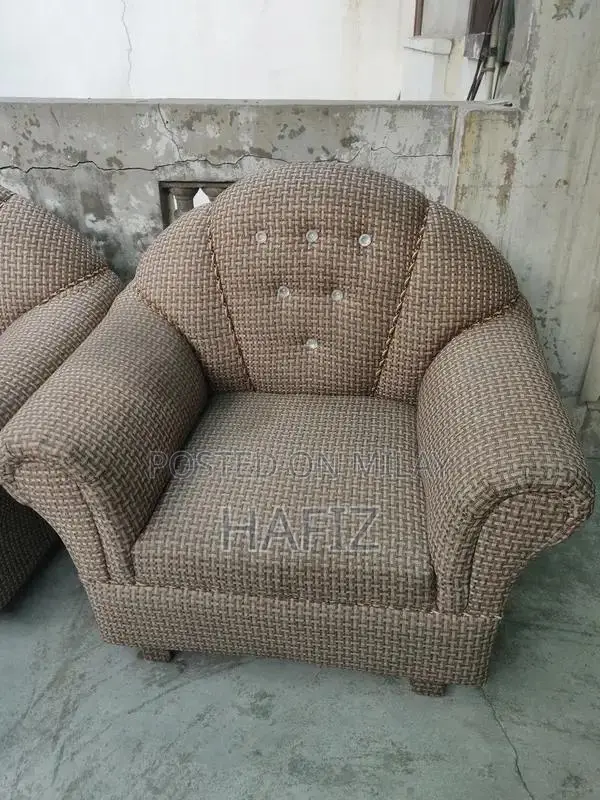 1 seater 2 sofa for sale