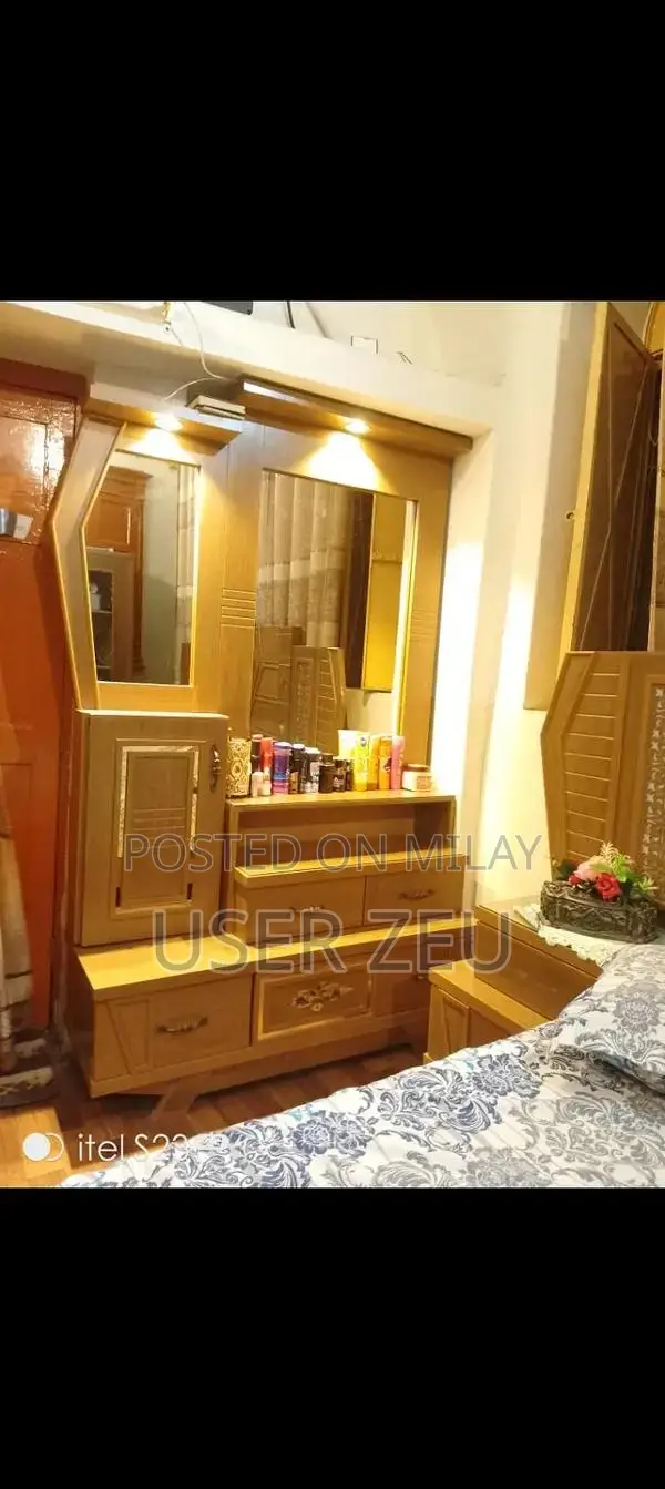 Wallnut Bed Room set