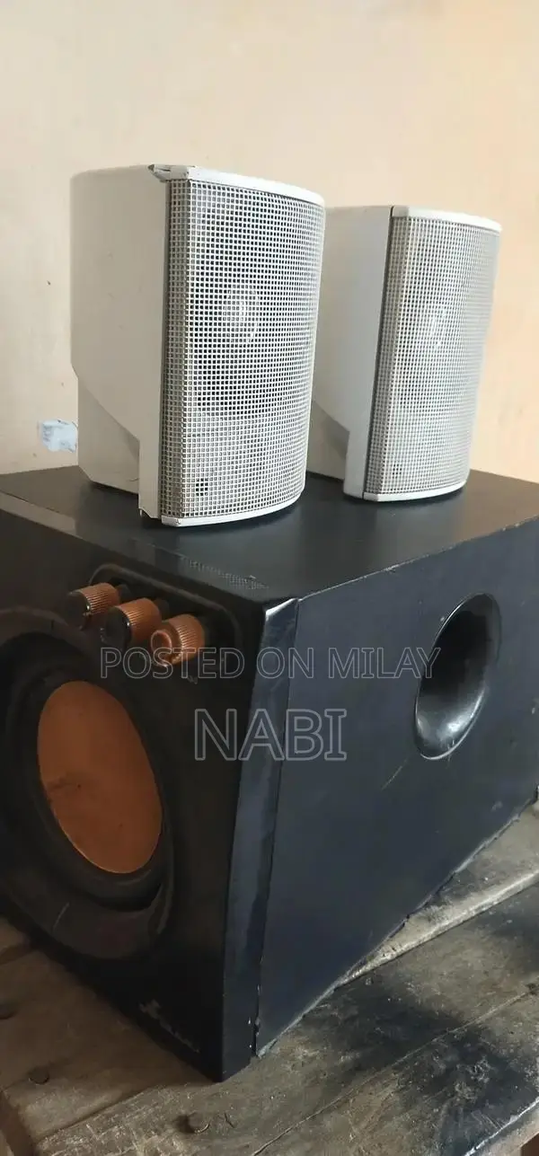 Xpod Portable Bluetooth Speaker - Wireless Audio Streaming