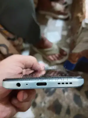 Vivo Y55 Smartphone - Sleek Mobile Device