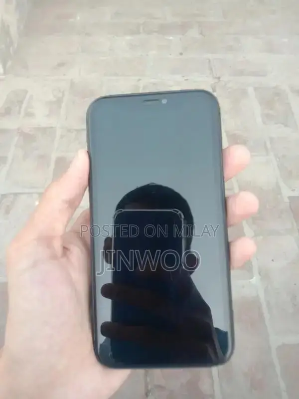 iPhone 11 Fully Functional Smartphone with No Issues