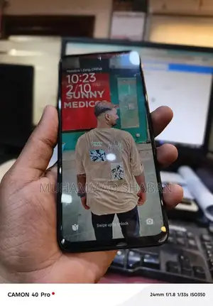 Redmi Smartphone with High Performance and Storage