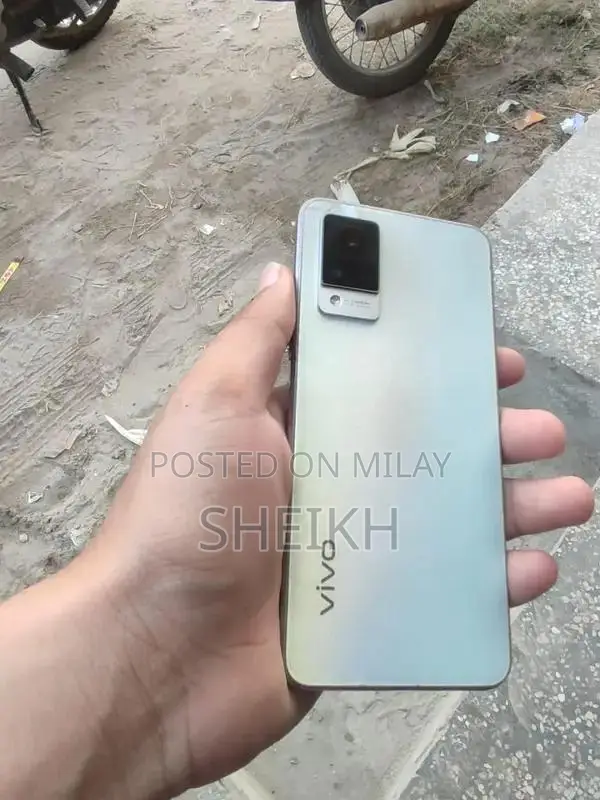 Vivo V21 Smartphone: Powerful Mid-Range Mobile Device