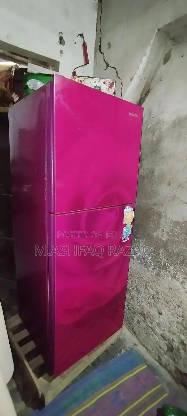 Compact Medium Humidifier with Advanced Features