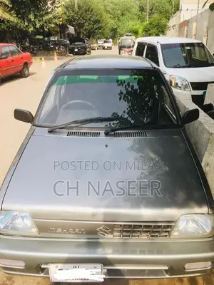 Photo - Full Genuine Alley Rim Automotive Seat with No Touching Condition