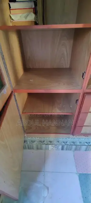 5-Part Wooden Wardrobe with Lasani Sheet and Dividers