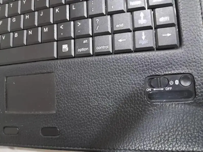 Wireless Keyboard with Touchpad for Tablets