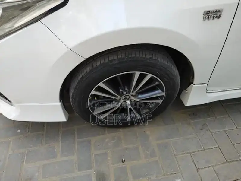 Toyota Corolla Altis Grande X 2021 Sedan