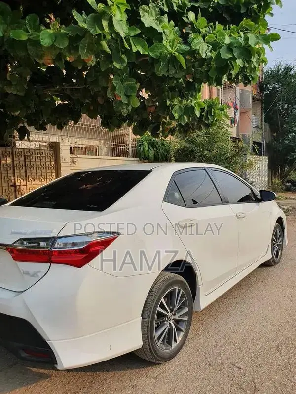 Toyota Altis X 1.6 Sedan - Low Mileage Family Car 2021