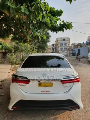 Toyota Altis X 1.6 Sedan - Low Mileage Family Car 2021