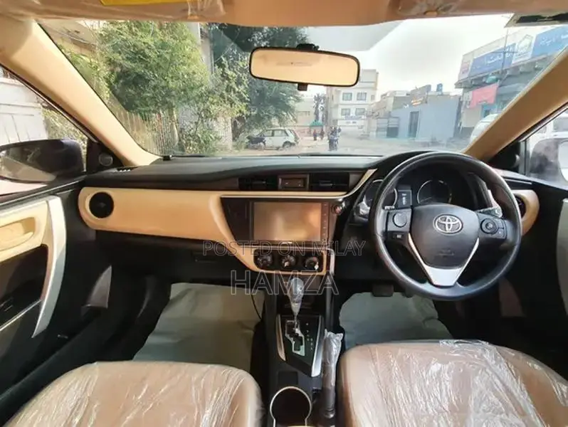 Toyota Altis X 1.6 Sedan - Low Mileage Family Car 2021