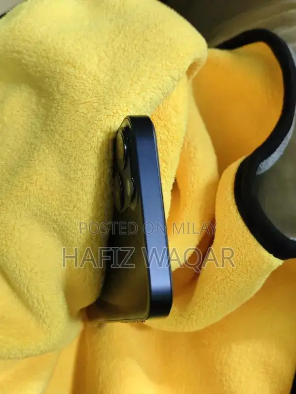 Pre-owned Apple iPhone 13 Smartphone 128GB Storage