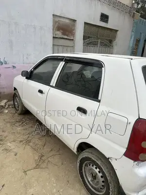 Photo - 2002 Alto VXR Hatchback - Well Maintained Low Mileage Vehicle