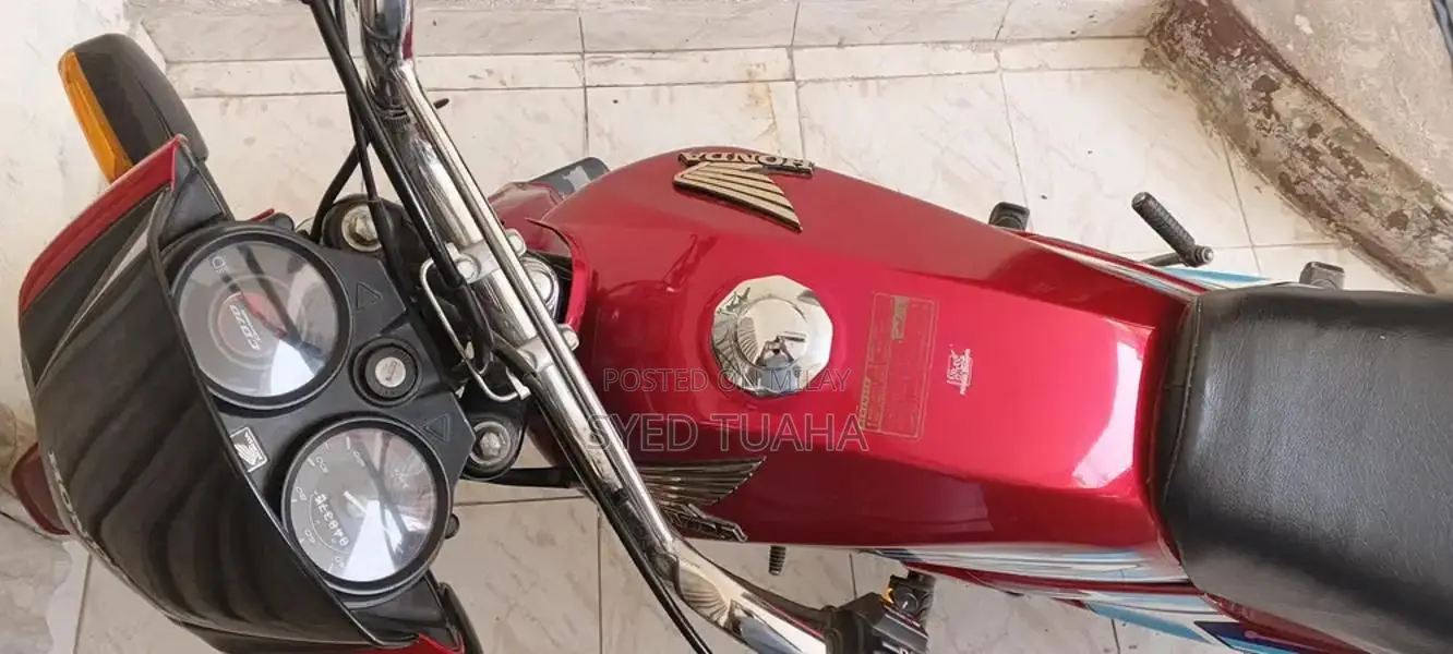 Honda CD 70 Motorcycle - Low Mileage Urban Commuter