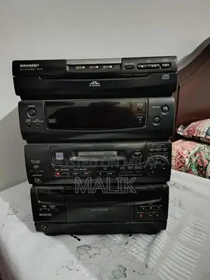 Photo - High-Performance Audio Amplifier in Excellent Condition