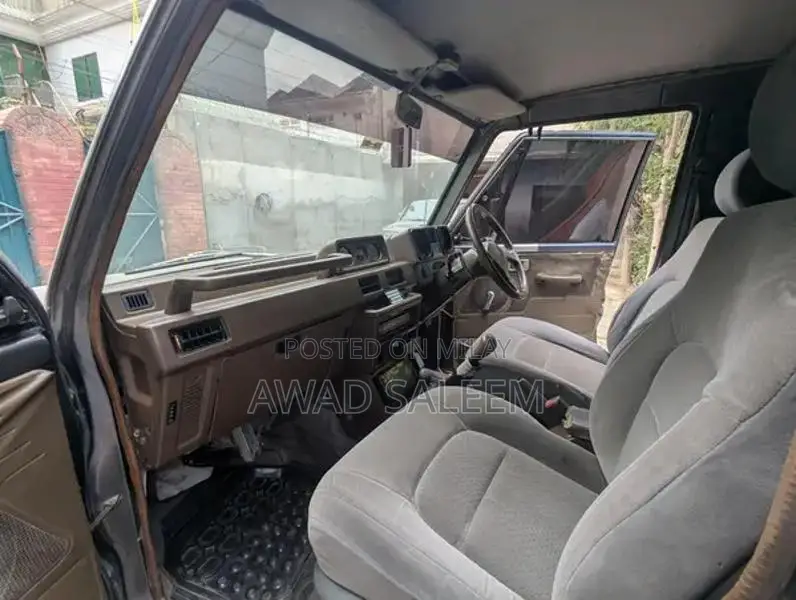 Mitsubishi Pajero 1KZ Diesel 4x4 SUV