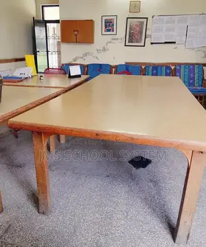 Photo - Solid American Wood Table - Handcrafted Premium Furniture