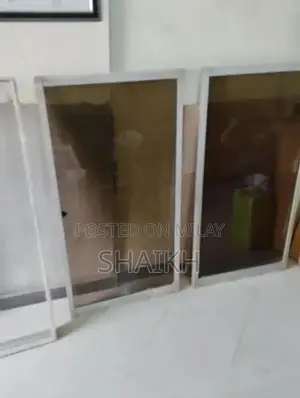 4x4 ft Aluminum Window in Excellent Condition