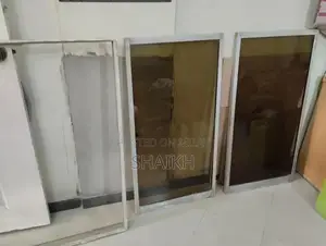 4x4 ft Aluminum Window in Excellent Condition