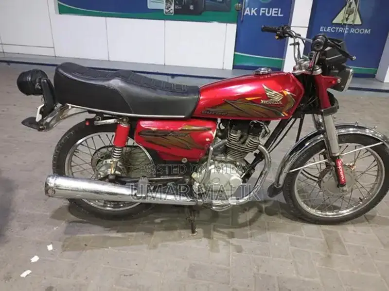 Honda CG 125 Motorcycle - Well-Maintained Single Cylinder Bike