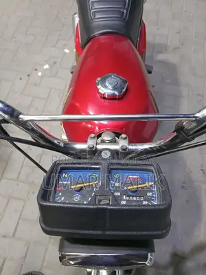 Honda CG 125 Motorcycle - Well-Maintained Single Cylinder Bike