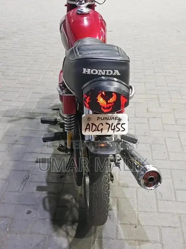 Honda CG 125 Motorcycle - Well-Maintained Single Cylinder Bike