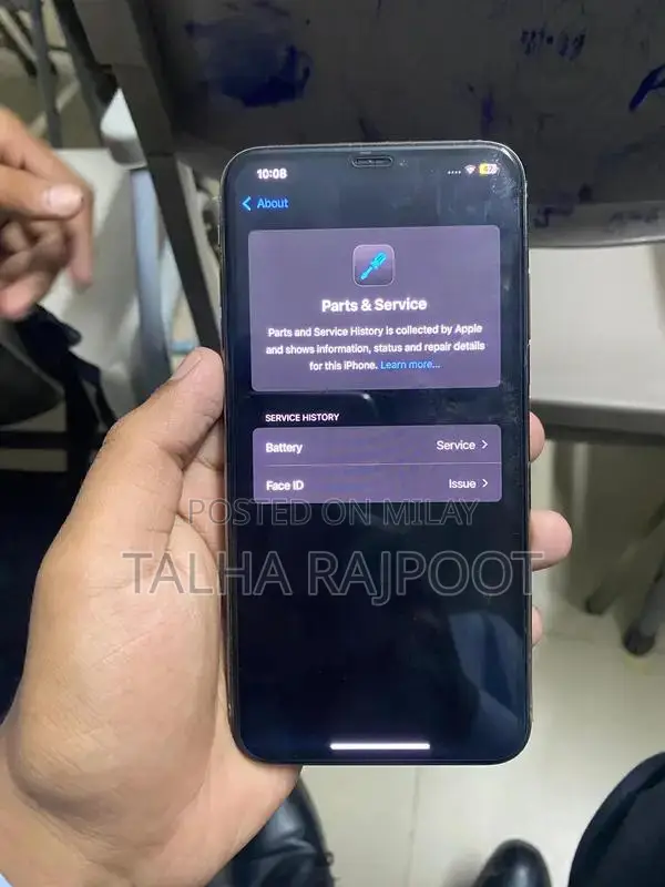 Apple iPhone XS Max 64GB Factory Unlocked Smartphone