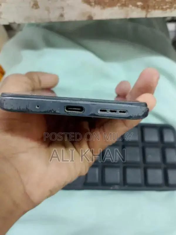 Redmi 10 Smartphone 6GB RAM 128GB Storage Slightly Used