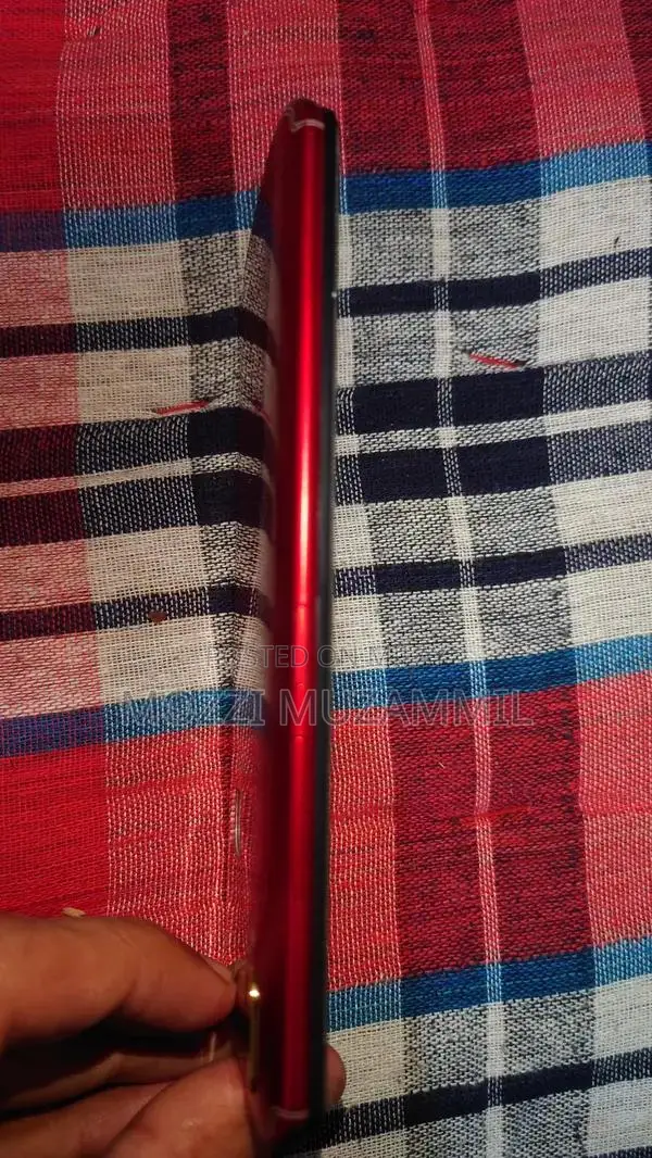 6.26-inch Full HD Android Smartphone with Dual SIM