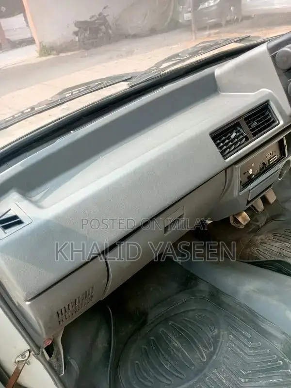 Suzuki Mehran VX 2016/17 Sedan - First Owner Low Mileage Vehicle