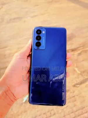 Photo - Tecno Camon 18 128 GB Blue