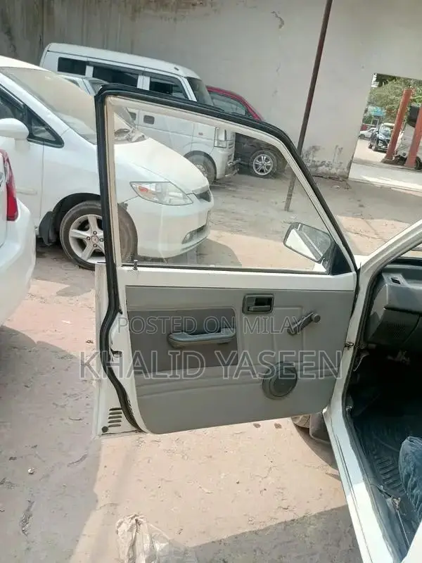 Suzuki Mehran VX 2016/17 Sedan - First Owner Low Mileage Vehicle