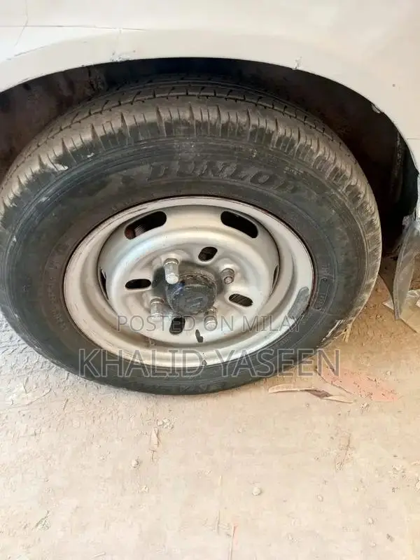 Suzuki Mehran VX 2016/17 Sedan - First Owner Low Mileage Vehicle