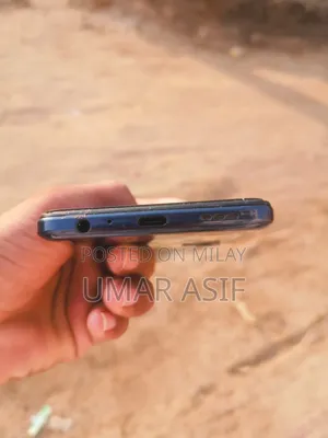 Tecno Camon 18 128 GB Blue