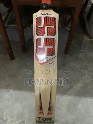 Photo - Hardball Cricket Bat - Excellent Condition Sports Equipment