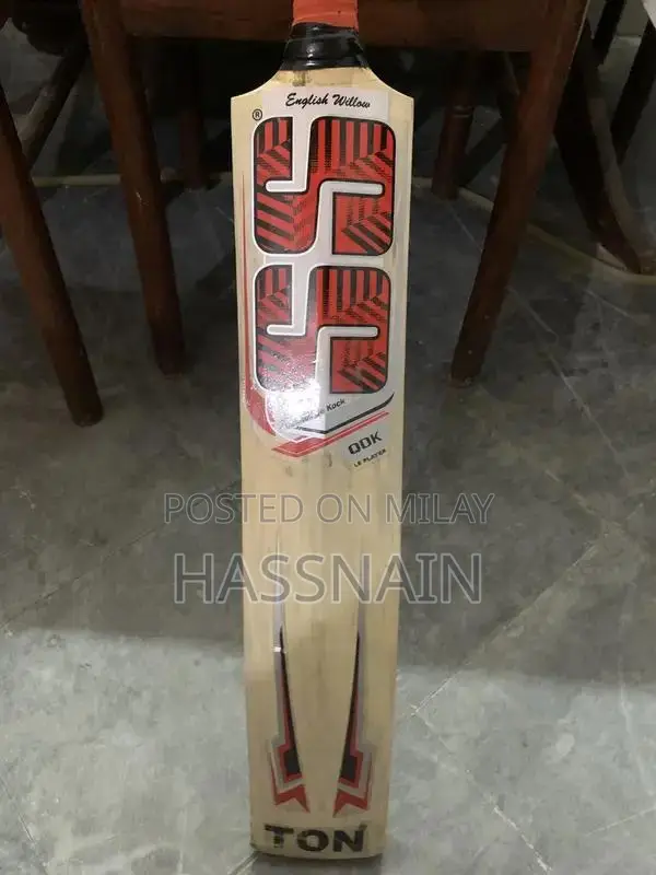 Hardball Cricket Bat - Excellent Condition Sports Equipment