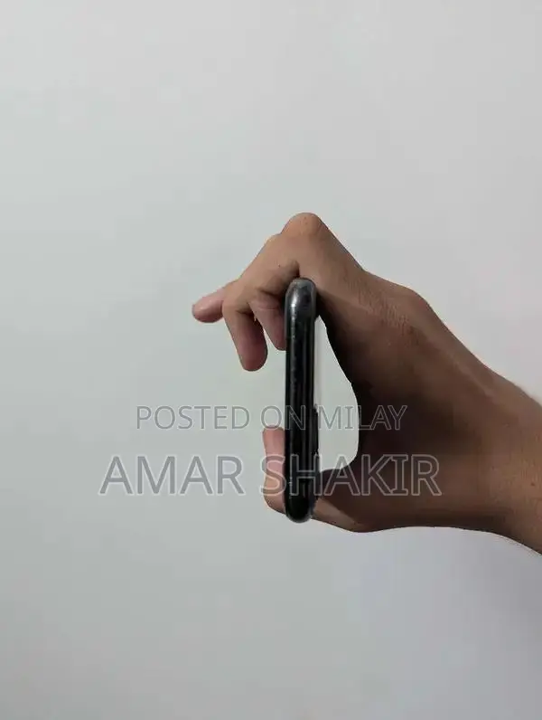 Apple iPhone 11 Pro 64GB Unlocked Smartphone