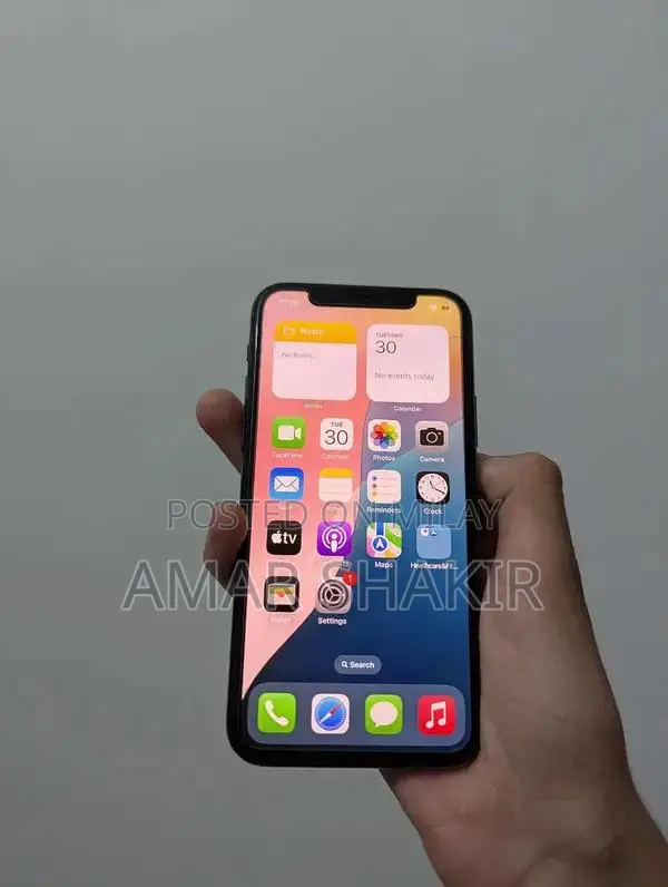 Apple iPhone 11 Pro 64GB Unlocked Smartphone