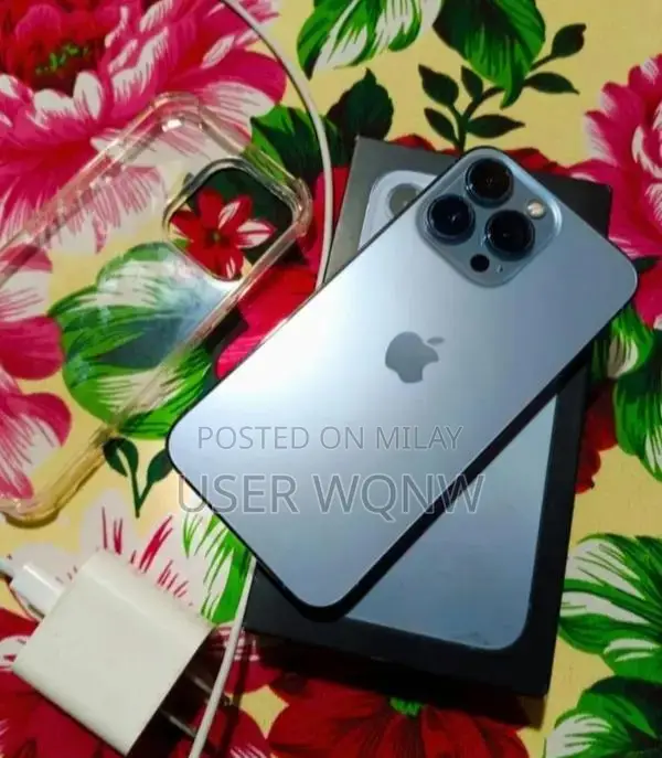Apple iPhone 13 Pro Max 256GB Blue Smartphone